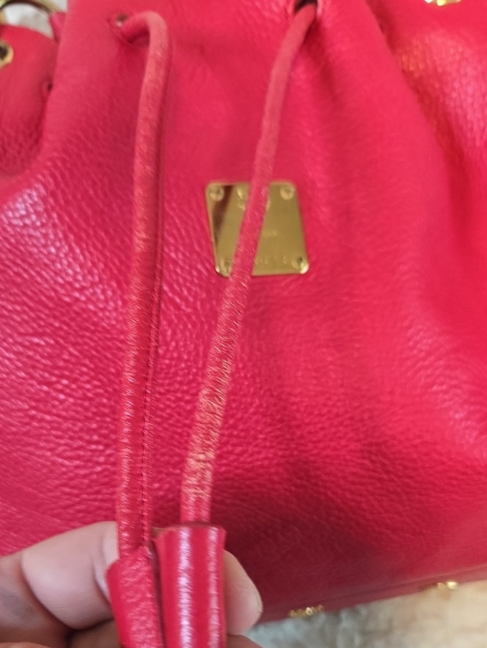 MCM Red Pebbled Leather Drawstring Shoulder Bag - Picture 8 of 11